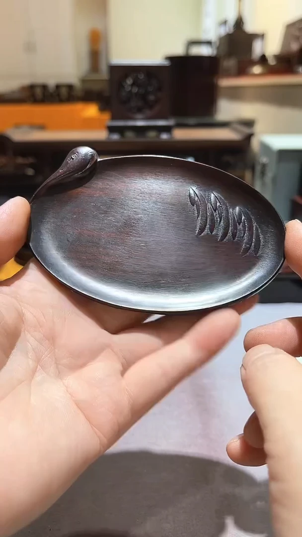 木精品木雕精工细作
