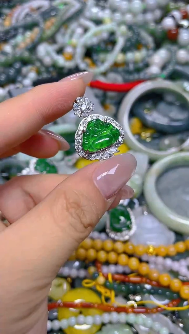 颈饰未镶嵌翡翠/ D /翡翠A货，一件也是批发价