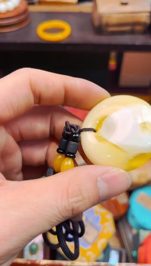 【闪购商品】蜜蜡裸石未镶嵌俺侄专属高端精品80