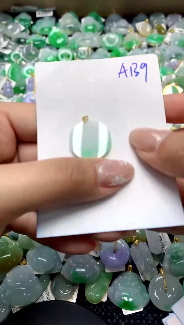 【闪购商品】翡翠颈饰18K金镶嵌111111111111111111