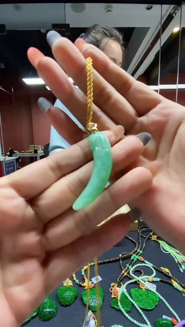 颈饰未镶嵌翡翠翡翠吊坠