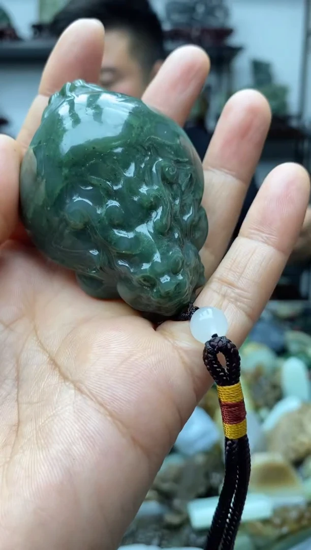 未镶嵌和田玉把件1