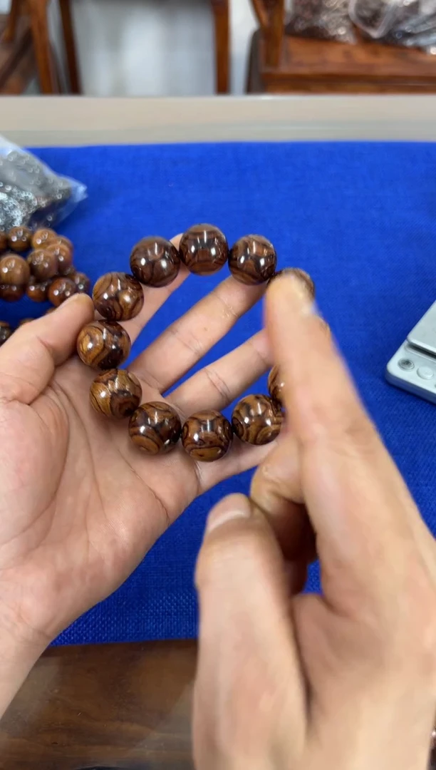 手串/手链黄花梨/降香黄檀2.0叉纹对眼手串