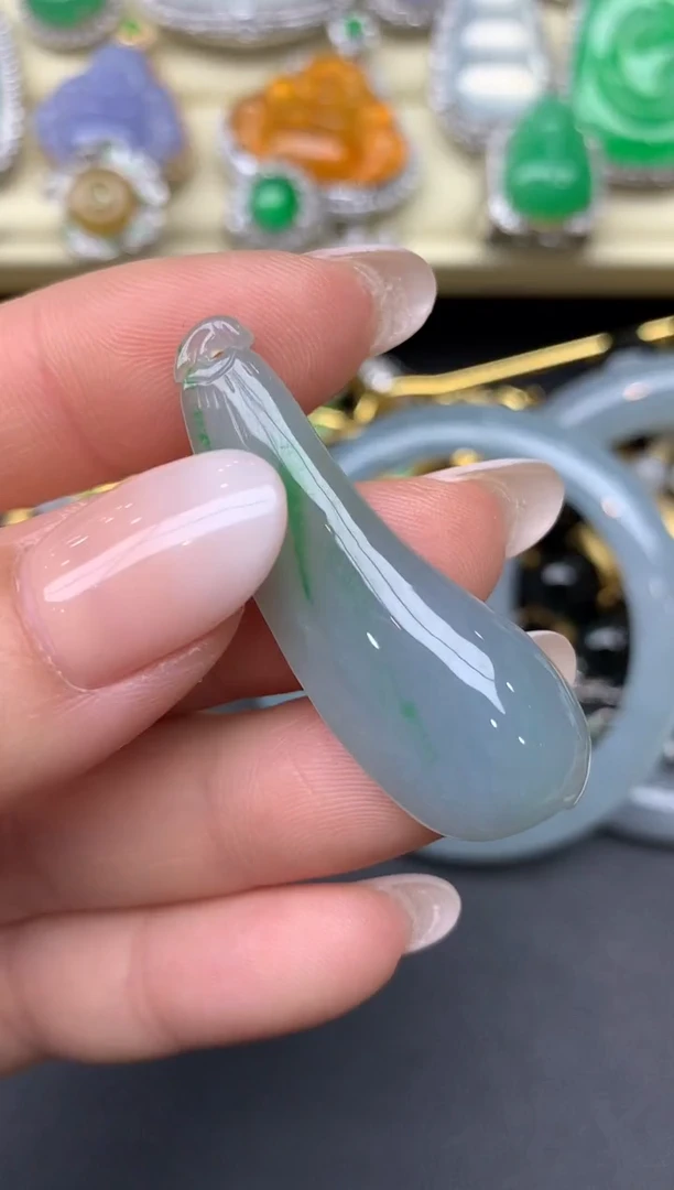 翡翠未镶嵌颈饰61-雪姐翡翠天天见