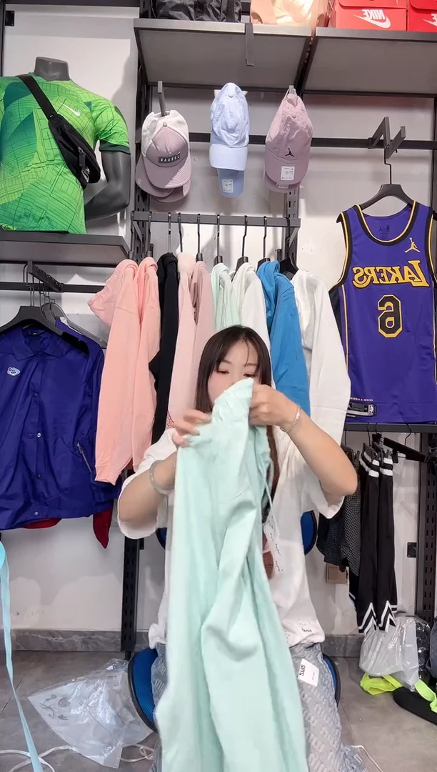 1143 编码 瑕疵款直播间过款为准