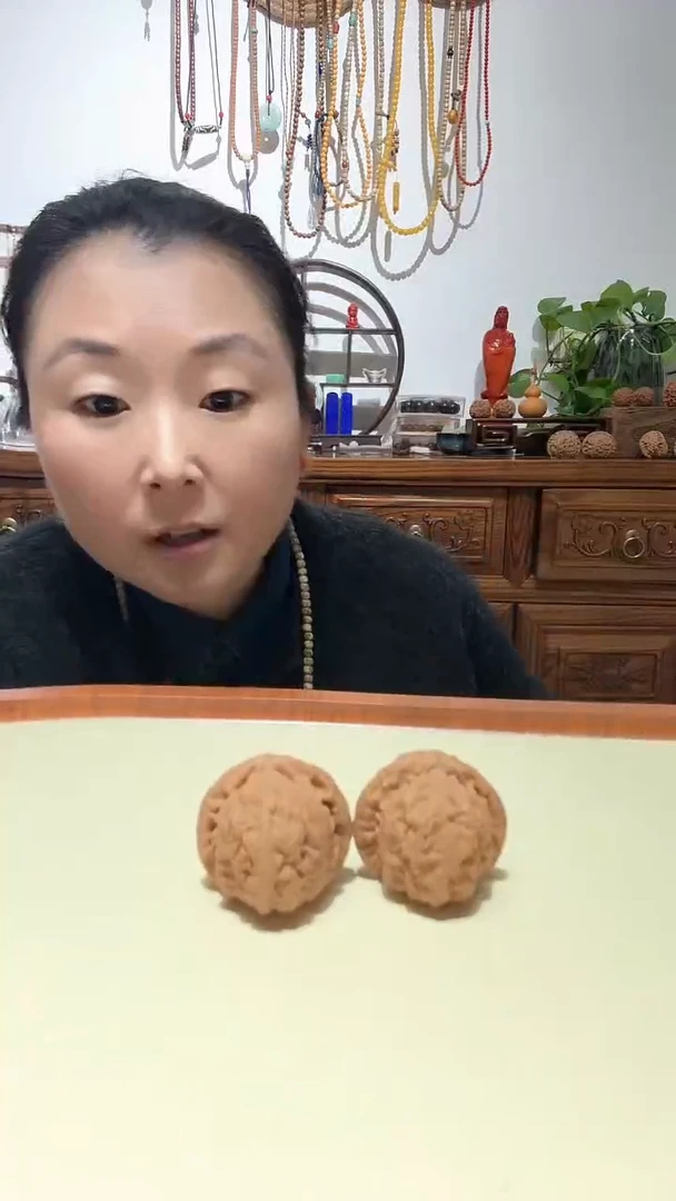 把件文玩核桃精品白狮子
