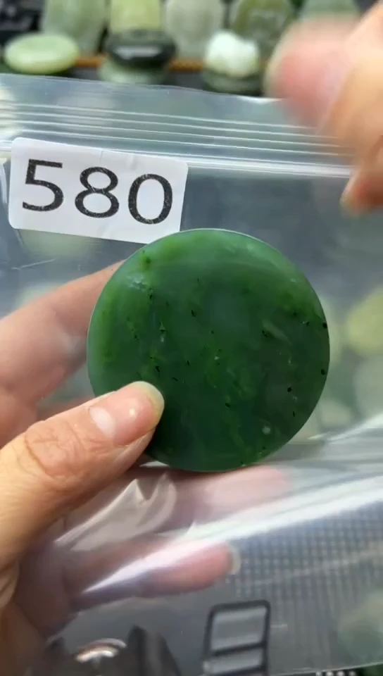 未镶嵌和田玉珠宝半成品镯芯