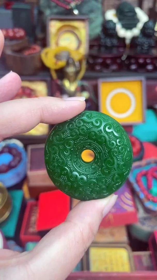 和田玉（碧玉）未镶嵌颈饰