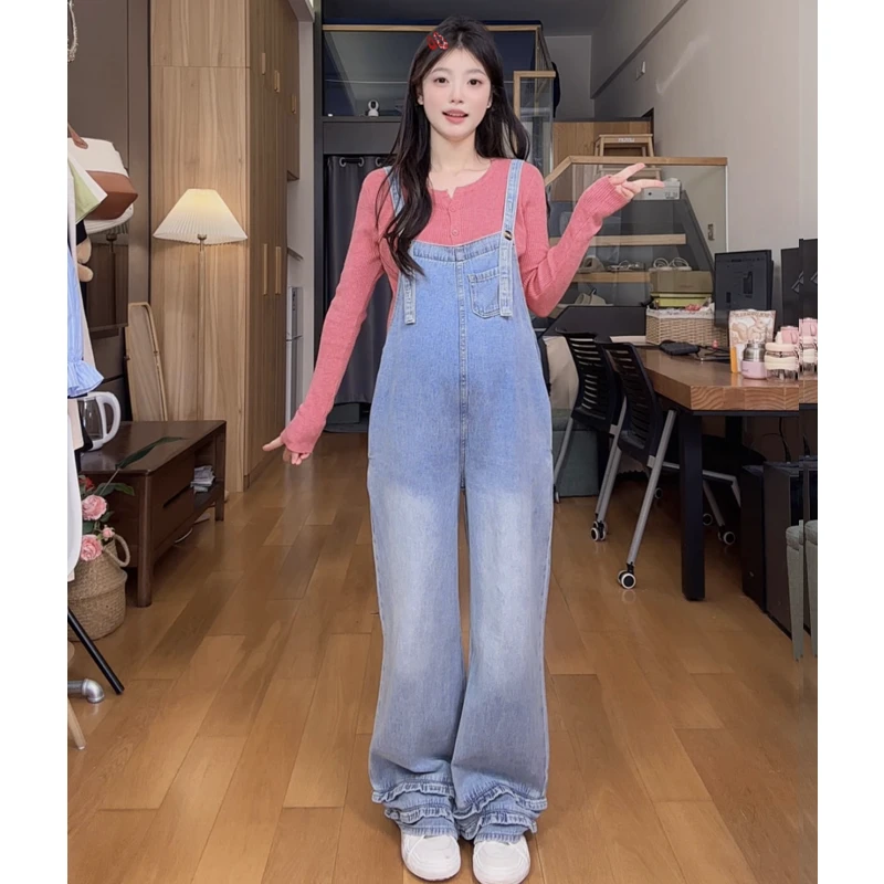 孕妇装牛仔背带裤百搭遮孕肚减龄木耳边裤脚+针织打底衫孕妇套装
