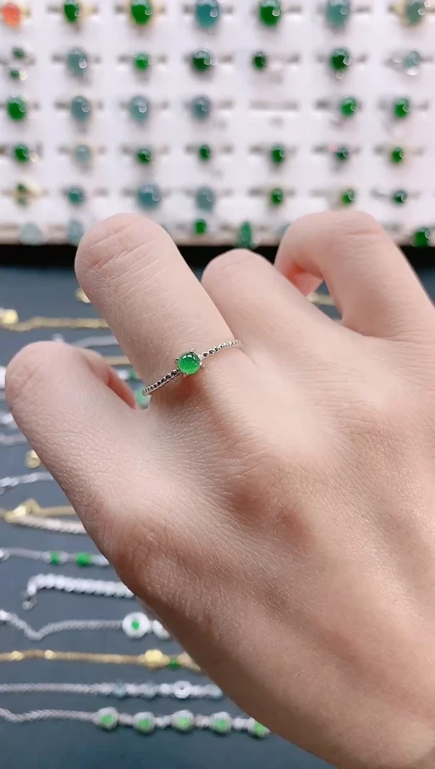 【闪购商品】翡翠戒指银S925镶嵌天然翡翠