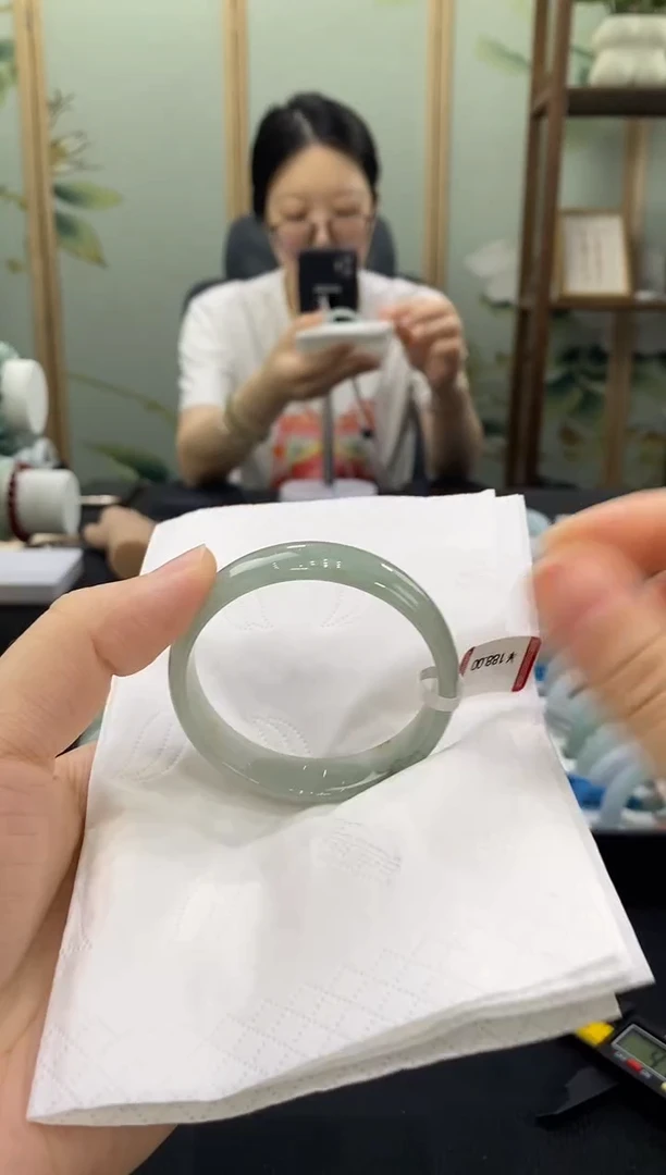 翡翠手镯未镶嵌00000864