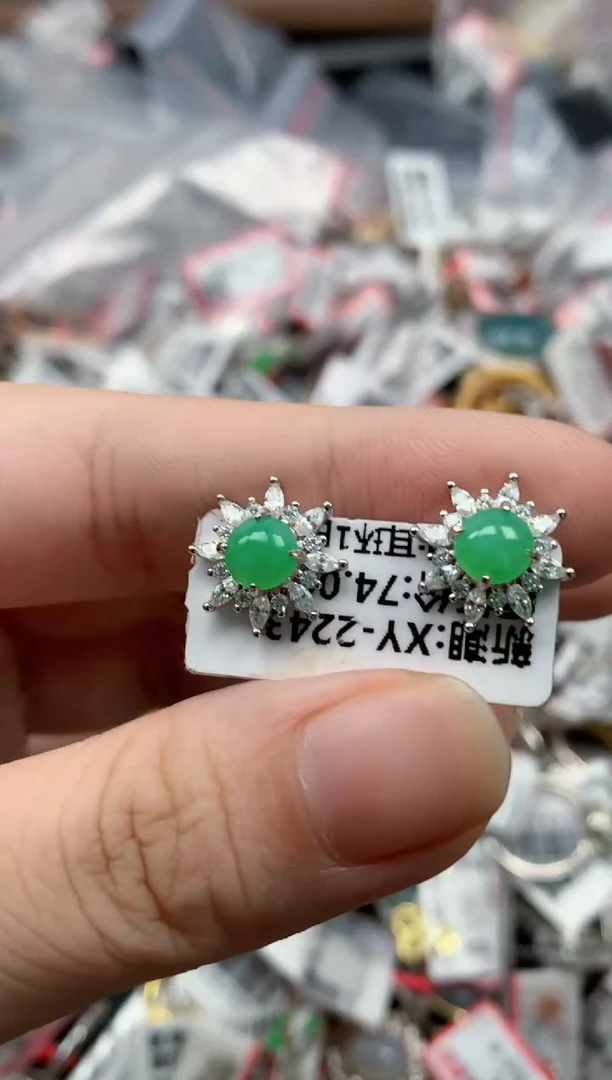 翡翠戒指银S925镶嵌天然缅甸翡翠