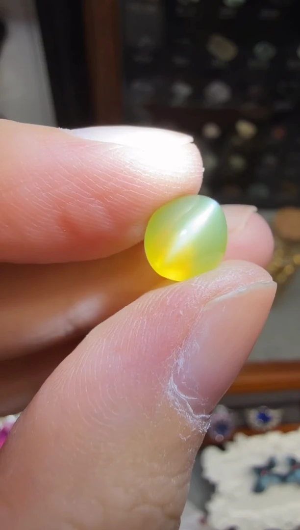 裸石金绿宝石猫眼3.4ct-A490-1P