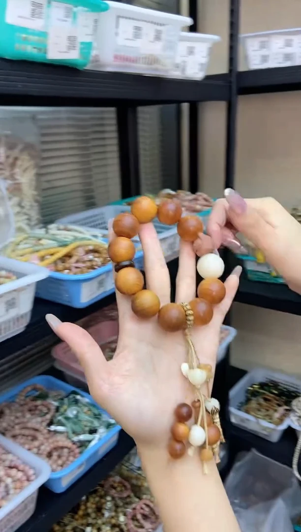 非金属木质D-013-17汤圆猫头编绳手持