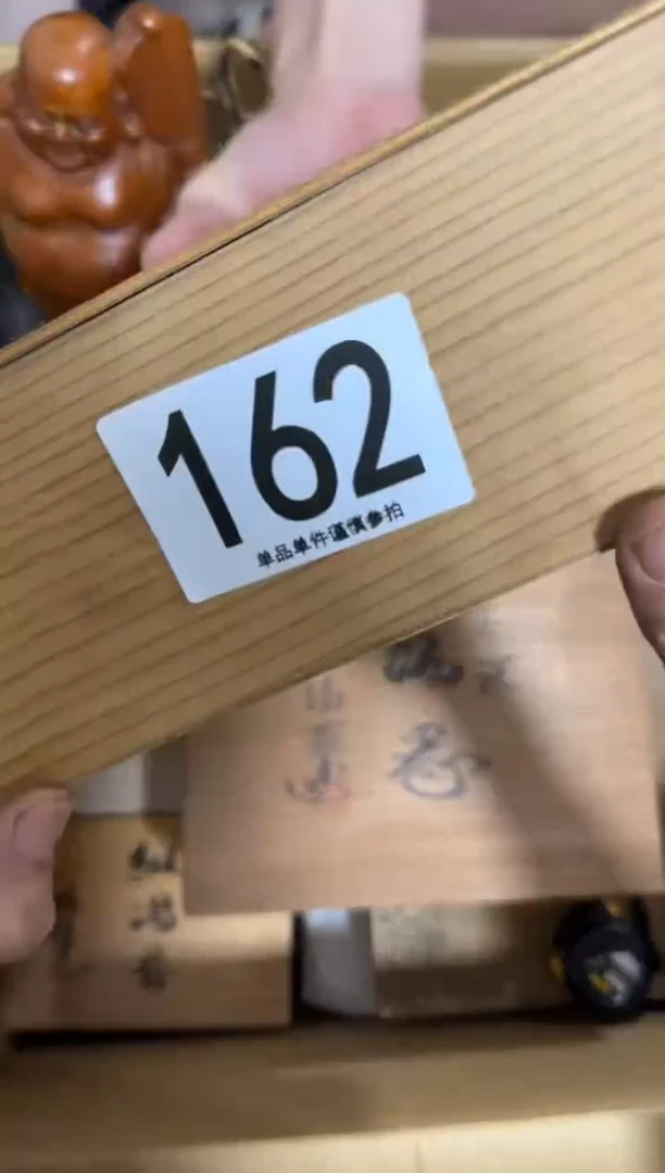 小****?162中古产品，谨慎购买