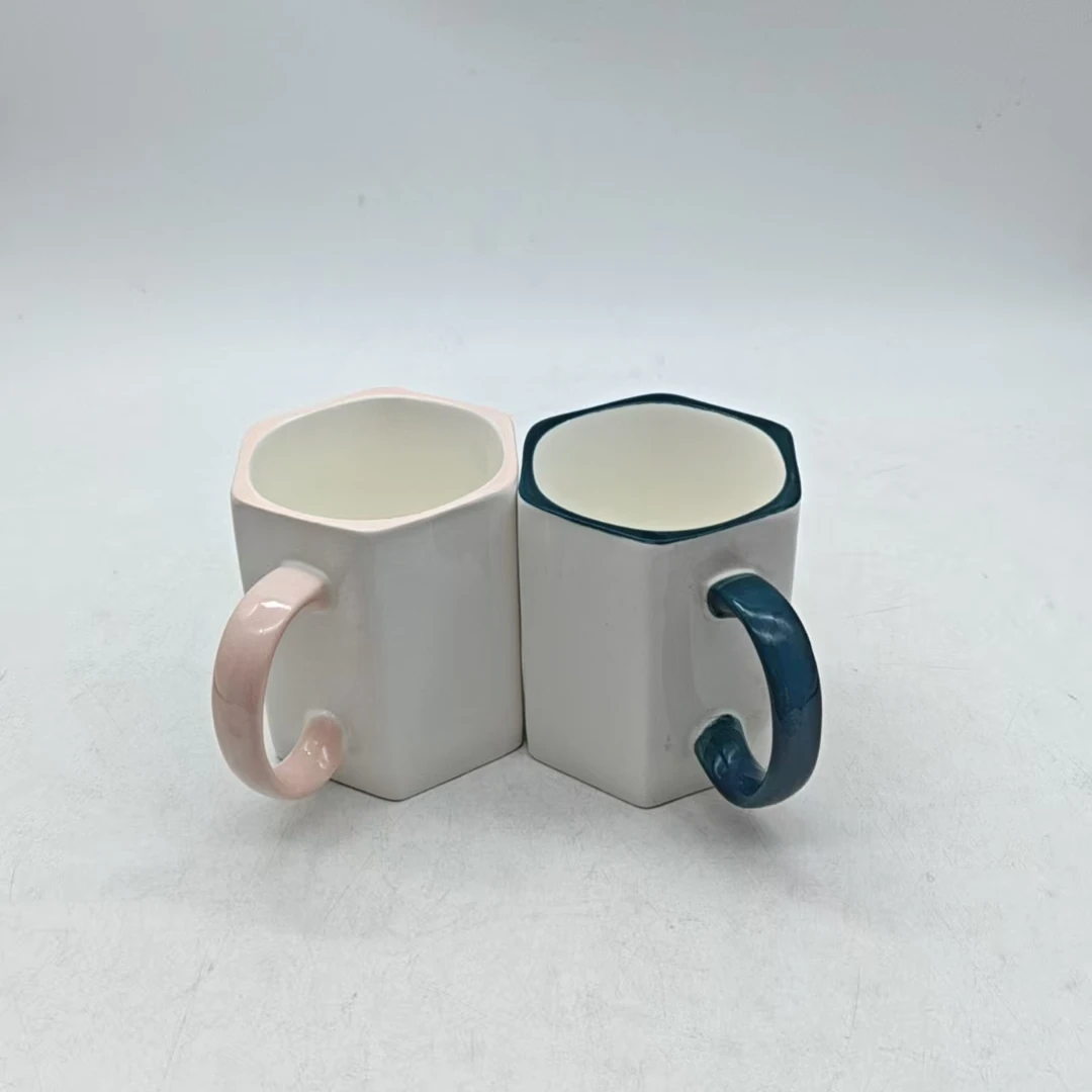 6306 两杯(口径7.5，高9，固定款，微瑕)陶瓷餐具C116F