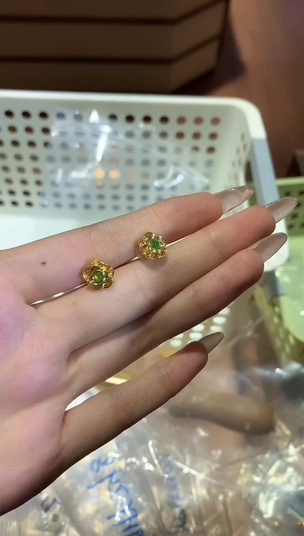 【闪购商品】18K金耳饰耳饰时尚时尚