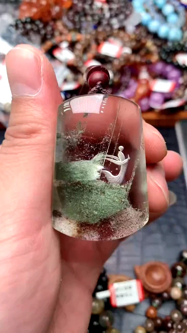 【闪购商品】水晶吊坠(赠链)合金357