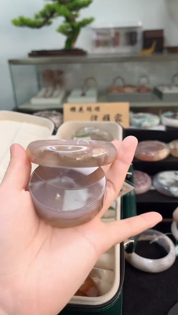 未镶嵌手镯石英质玉60圈口（赠品镯心）3009110