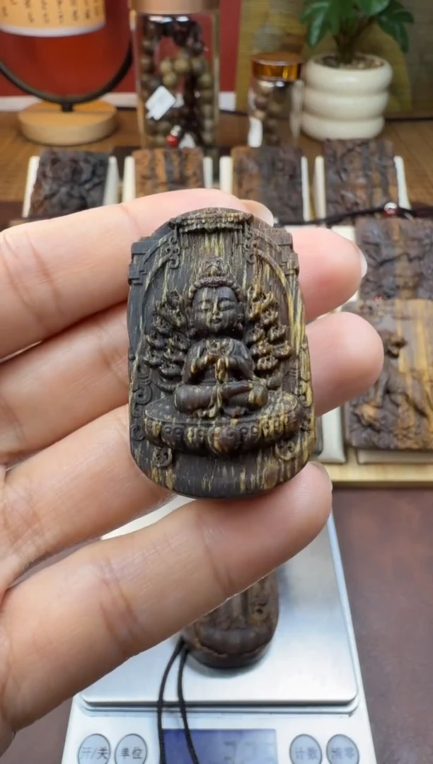 木木雕款芽庄  cm 送养香瓶