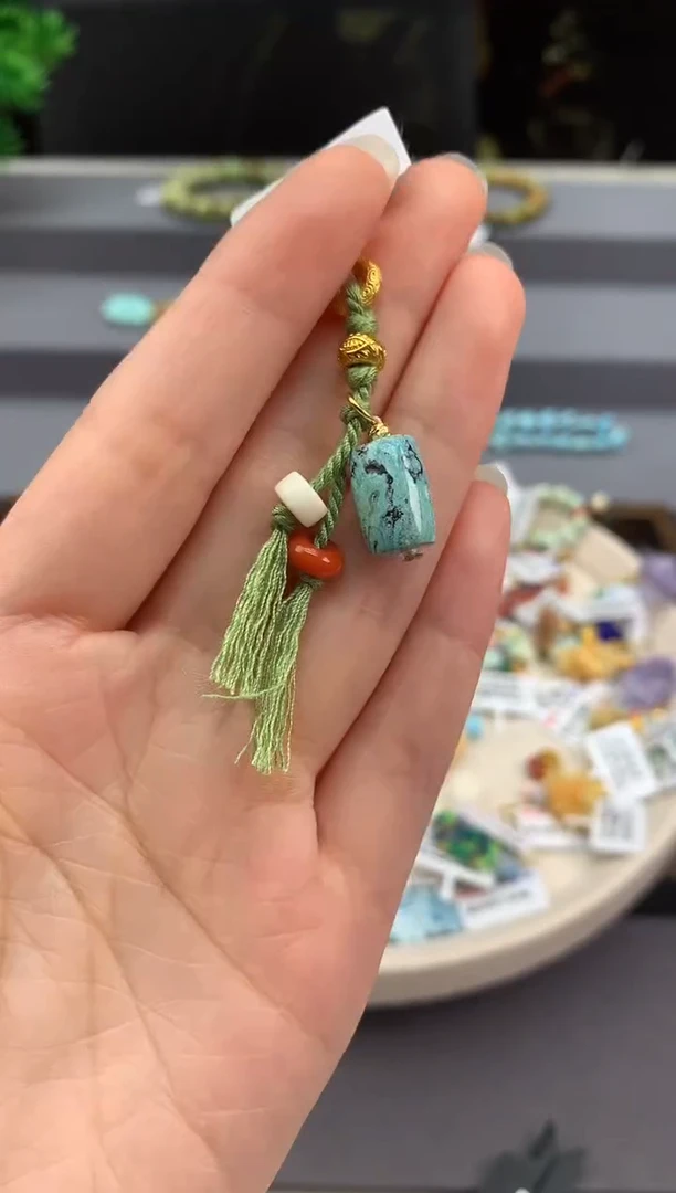 未镶嵌挂件南红玛瑙E47