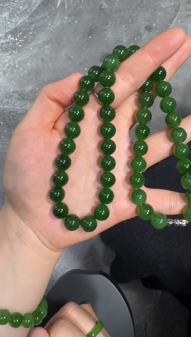 项链未镶嵌和田玉（碧玉）俄料辣阳10m项链微黑