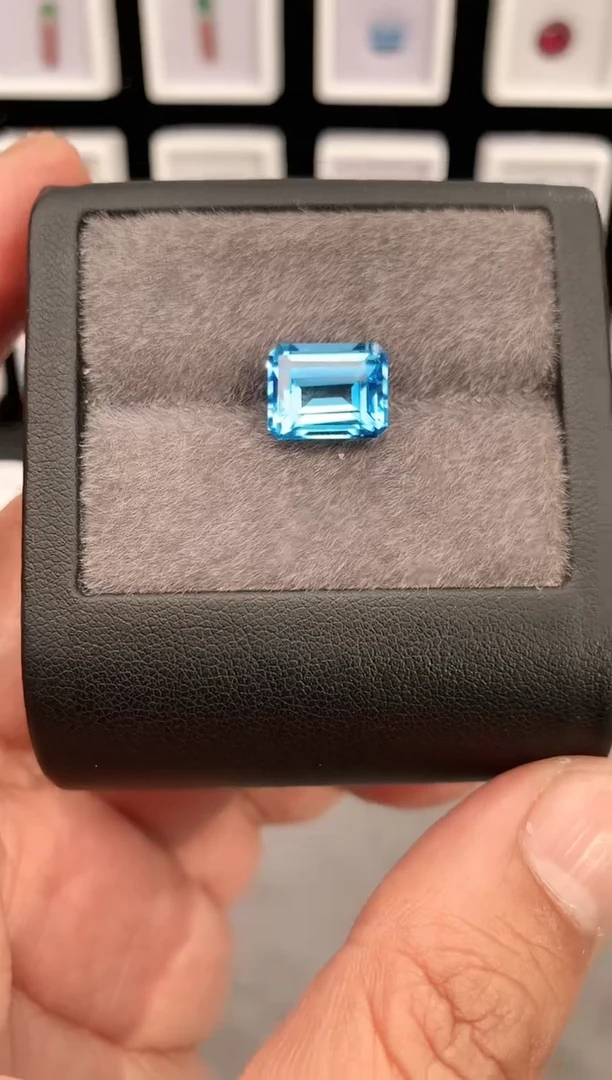 未镶嵌托帕石裸石5.8