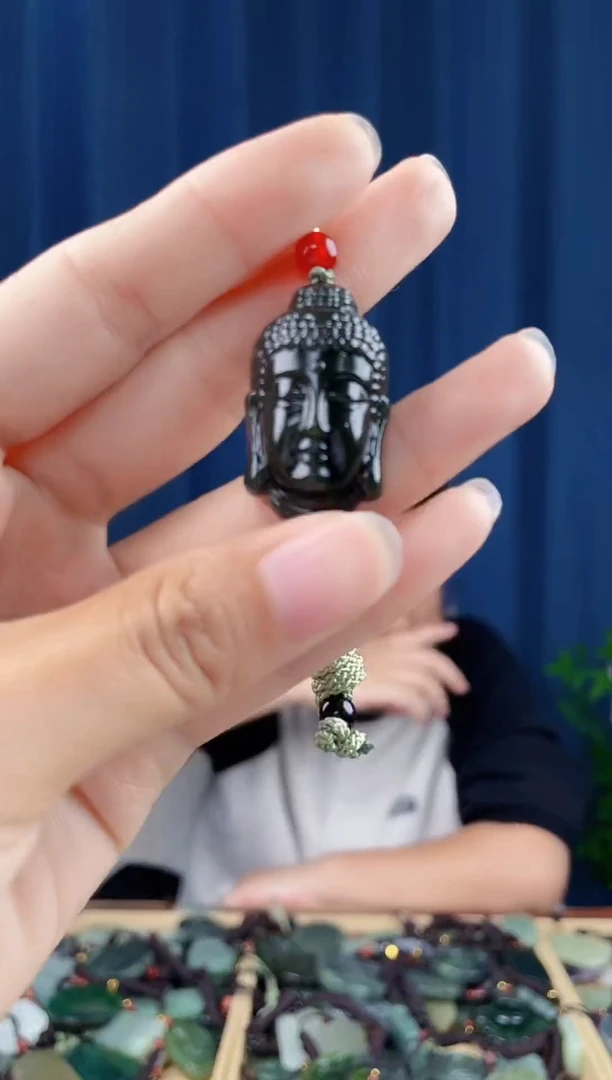 未镶嵌和田玉挂件拍一发一，多样性发货