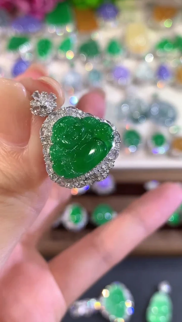 吊坠(不含链)18K金镶嵌翡翠w102