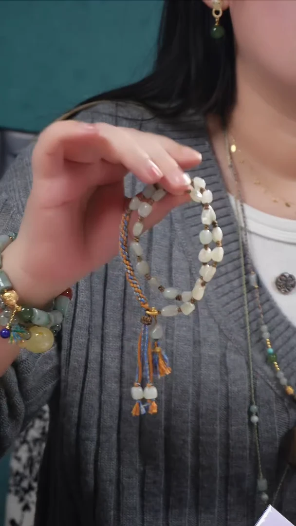 未镶嵌手链和田玉玉米节子料手绳