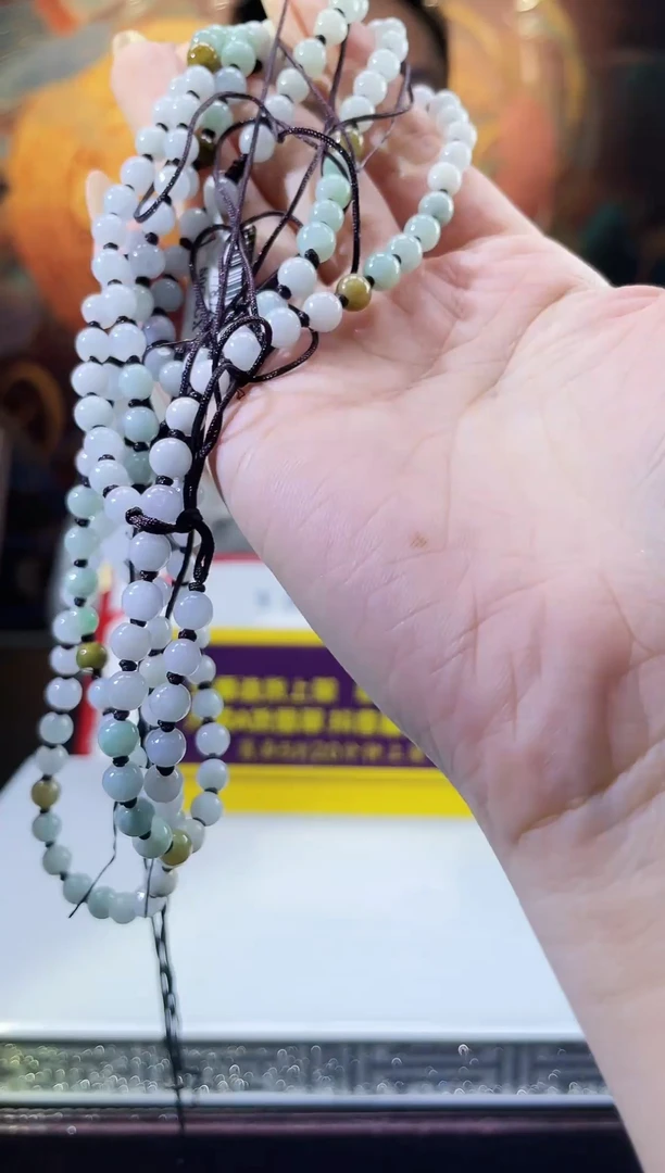 翡翠未镶嵌颈饰多样性发其一33