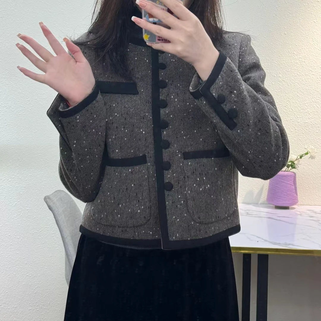 日常气质包布扣小香风女式外套25DAK0106