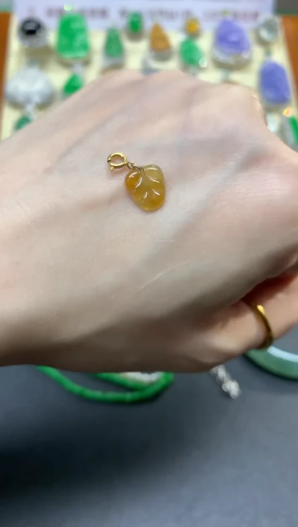 翡翠18K金镶嵌吊坠(不含链)吊坠|250+30