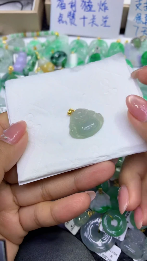 颈饰未镶嵌翡翠天然缅甸A货翡翠