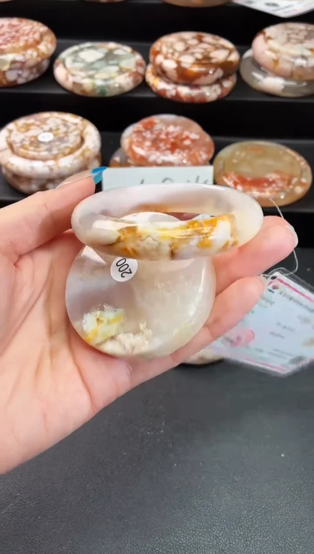 手镯玛瑙/玉髓未镶嵌石英质玉54圈53/54带(赠送镯心)