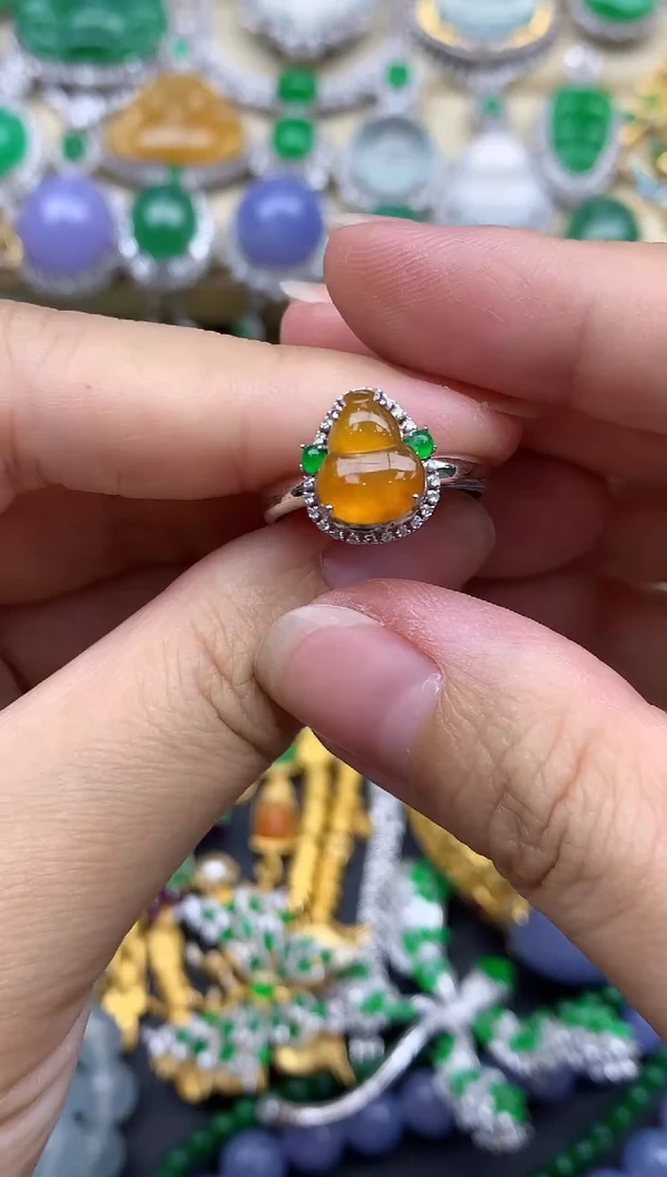 翡翠戒指18K金镶嵌398-春日珠宝