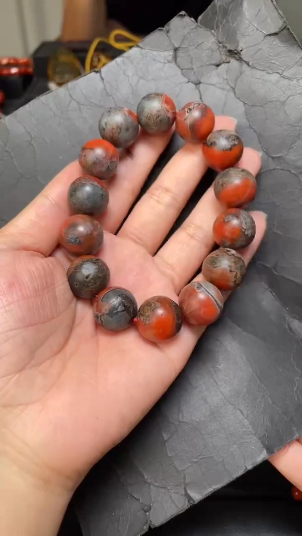 未镶嵌21南红玛瑙手串--16+