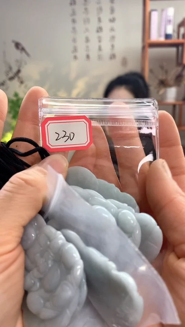 【闪购商品】翡翠颈饰未镶嵌观音230 多样性发一件