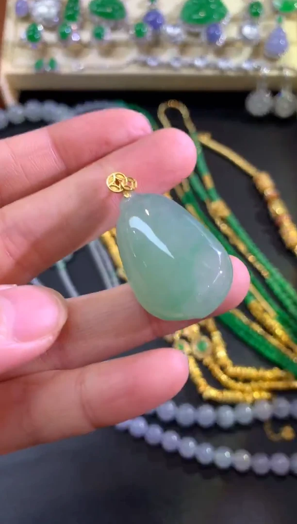 吊坠(不含链)18K金镶嵌翡翠吊坠|1500+75