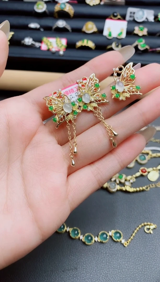 翡翠戒指银S925镶嵌瑞丽市颜玉珠宝