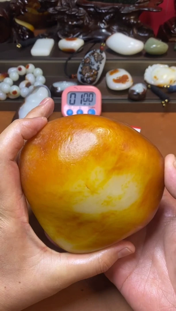 和田玉未镶嵌把件笑****…和田玉