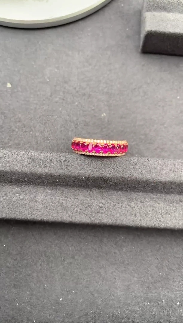 18K金镶嵌戒指红宝石1.6ct红宝石  GH 定制