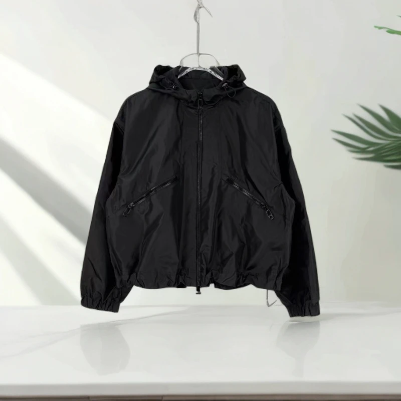 未使用 MONCLER 连帽长袖拉链徽标  黑色/1