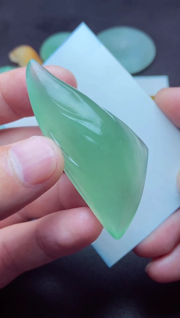 定制翡翠未镶嵌翡翠定金链接