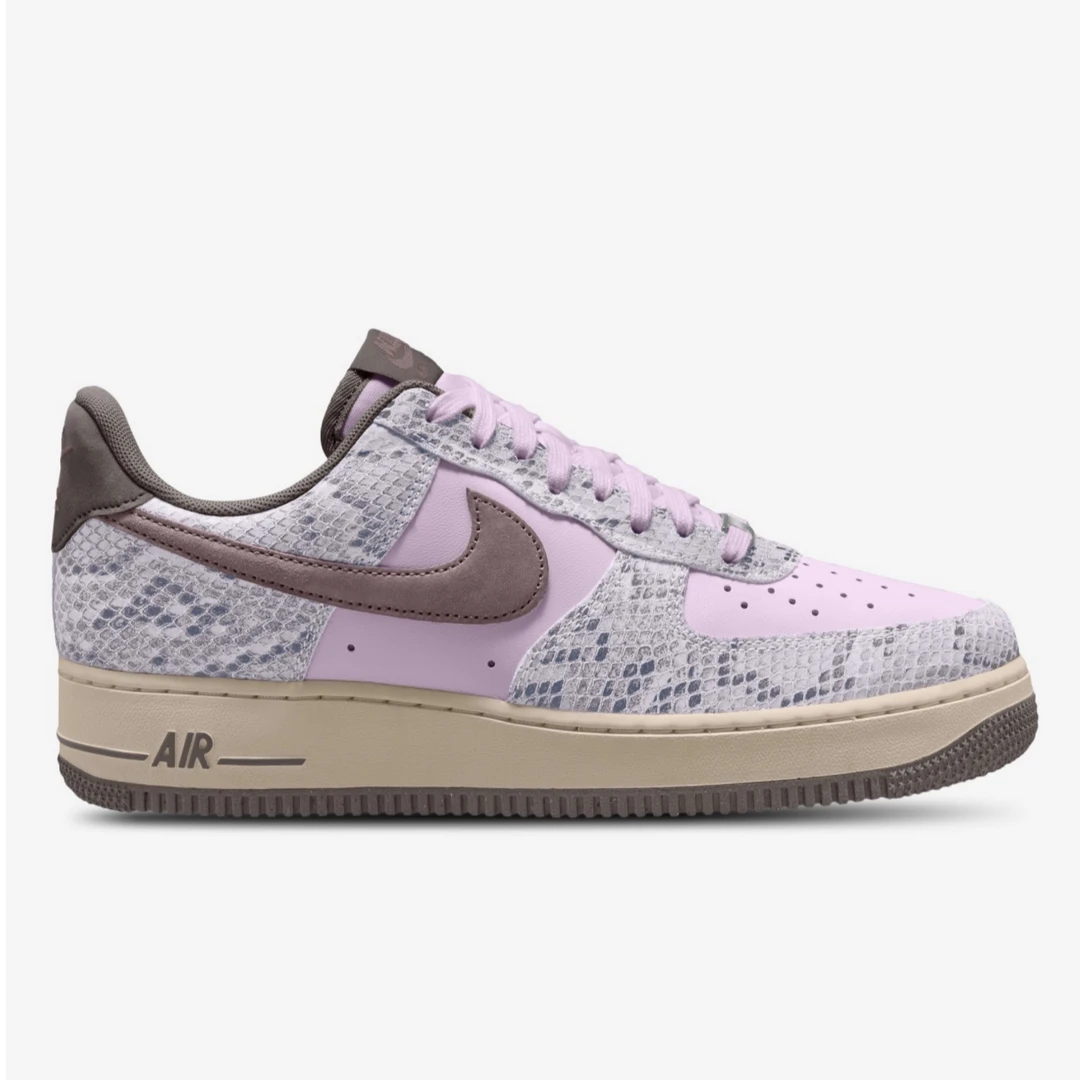 NIKE/耐克Air Force 1 ‘07 LV8 EMB 男鞋
