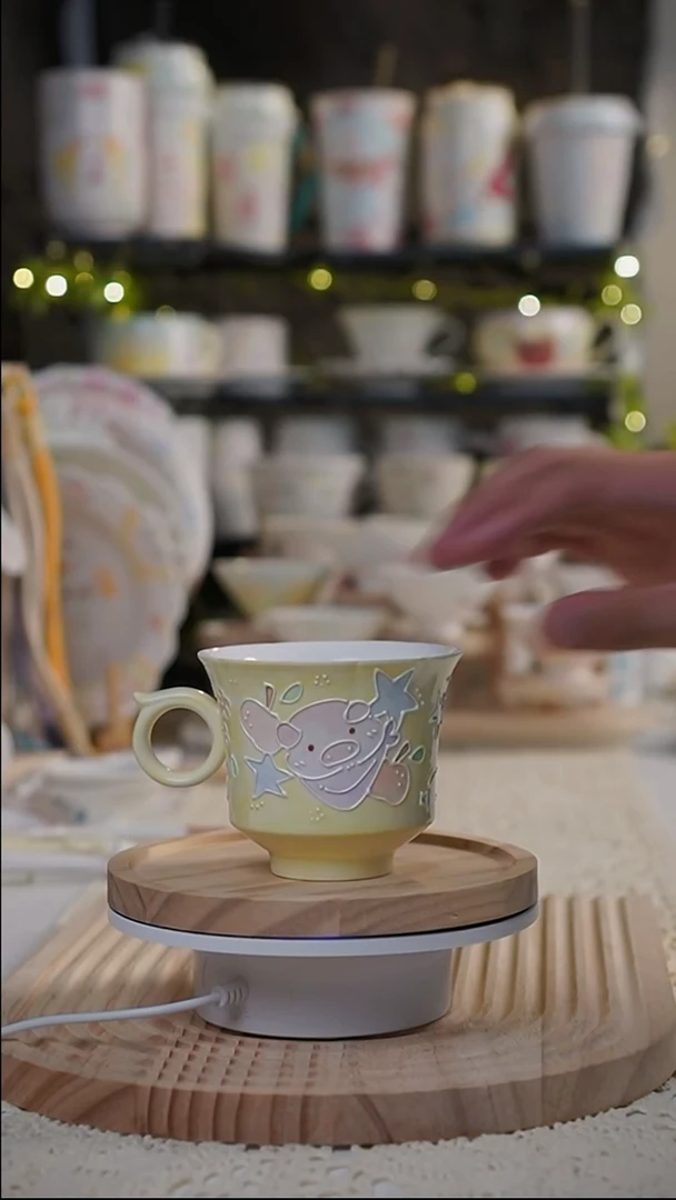 立体釉马克杯小猪