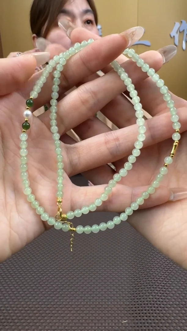 【闪购商品】和田玉项链未镶嵌4mm多样性，发一