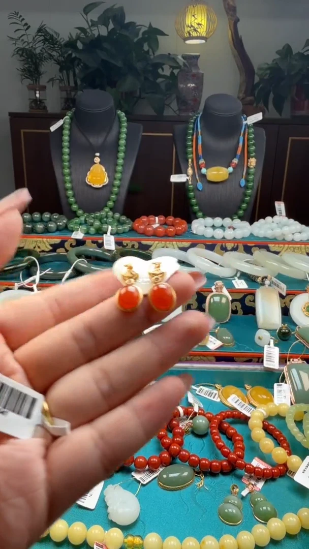 南红玛瑙银S925镶嵌耳饰xh014