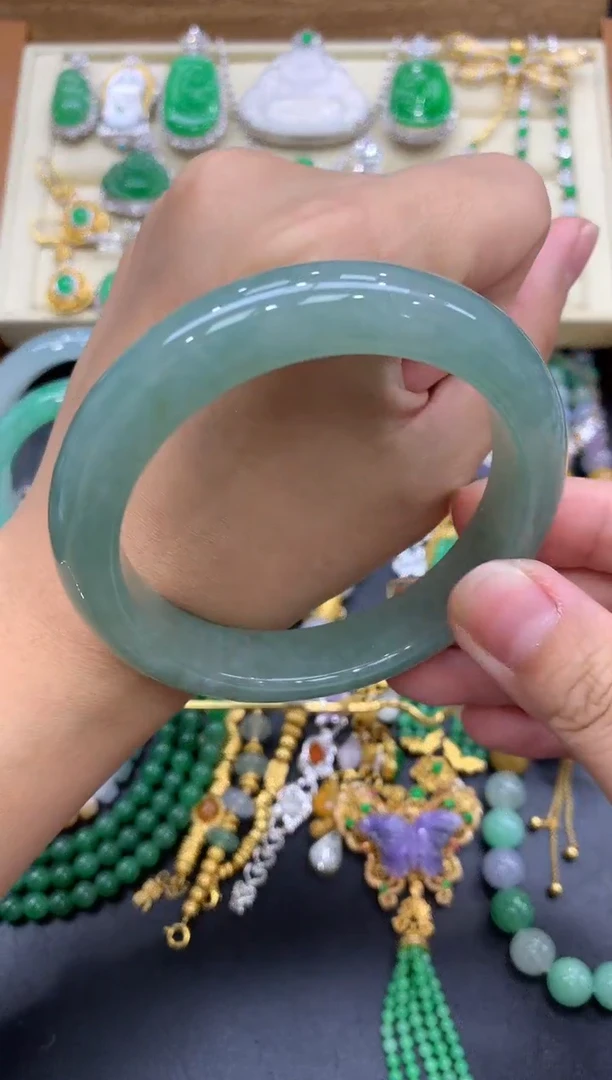 翡翠手镯未镶嵌338-中国好珍宝