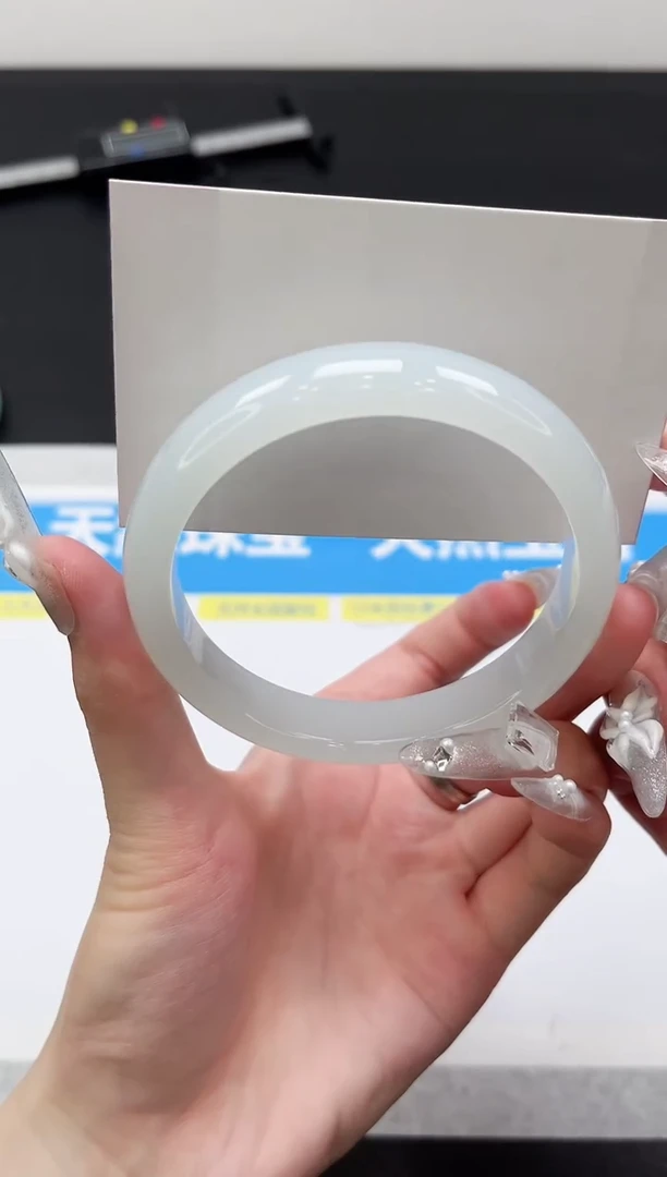 未镶嵌手镯石英质玉47-63